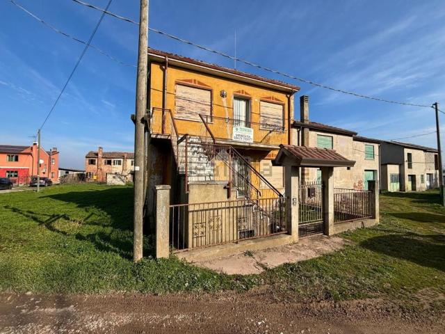 Casa in vendita a Stanghella, Veneto