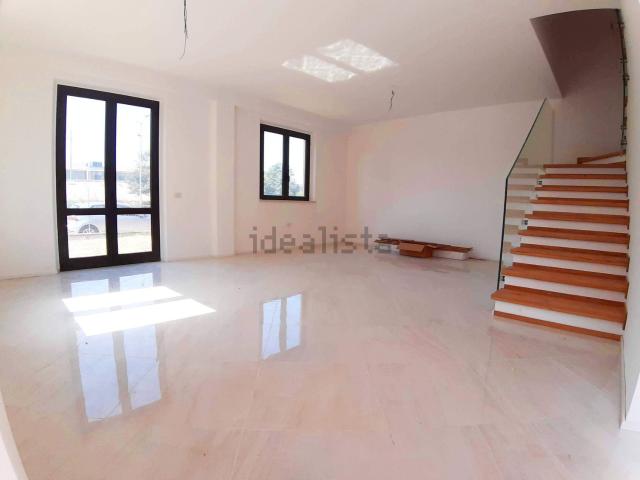 Casa in vendita a Faleriense, Marche