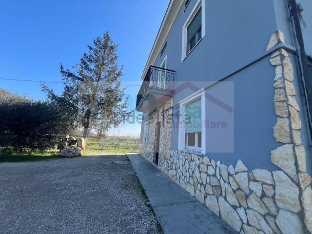 Casa in vendita a Osteria Nuova, Marche