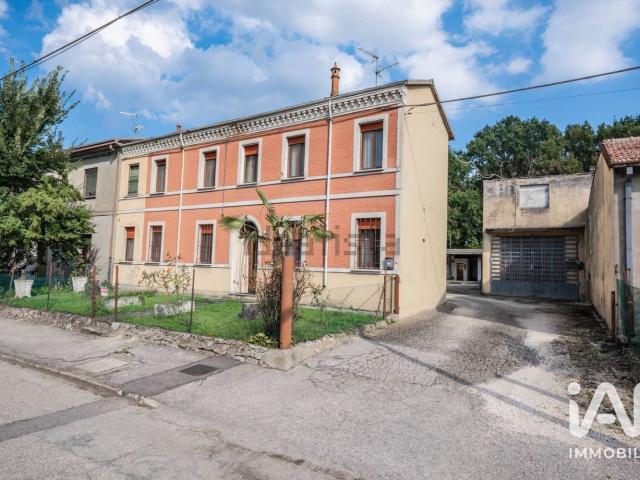 Casa in vendita a Argenta, Reggio Emilia