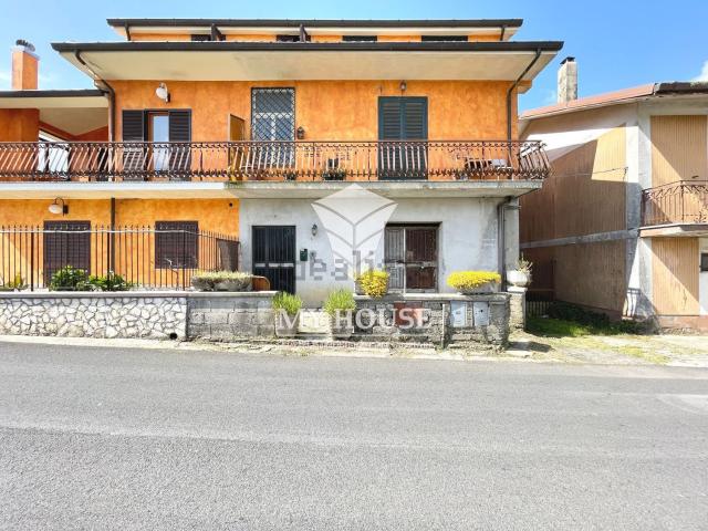 Casa in vendita a Colle La Torre, Roma Capitale