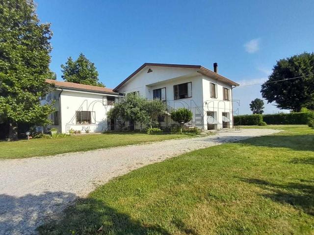 Casa in vendita a Rubano, Veneto