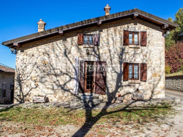 Casa in vendita a Unione di comuni Terre di Castelli, Zocca