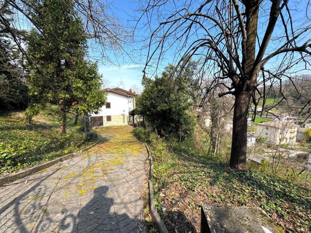 Casa in vendita a Unione di comuni Terre di Castelli, Guiglia