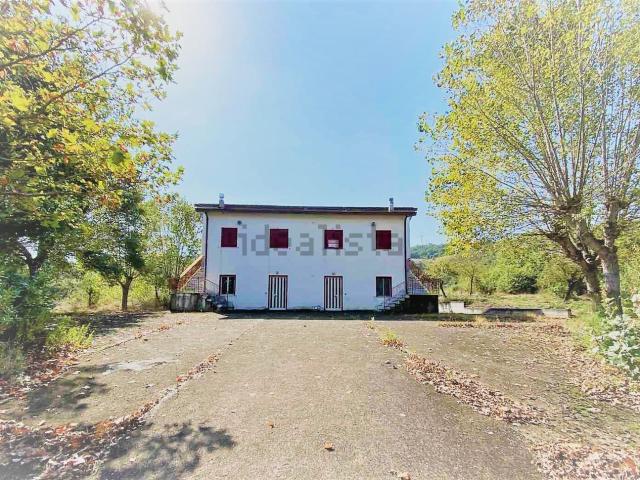 Casa in vendita a Teora, Campania