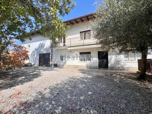 Casa in vendita a Sant'Andràt del Judrio / Sant Andrât dal Judri, Corno di Rosazzo / Cuar di Rosacis
