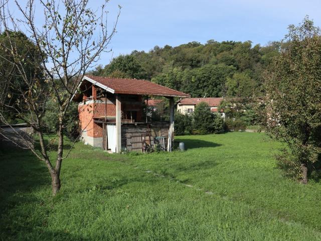 Casa in vendita a Unione dei comuni del Medio Verbano, Leggiuno