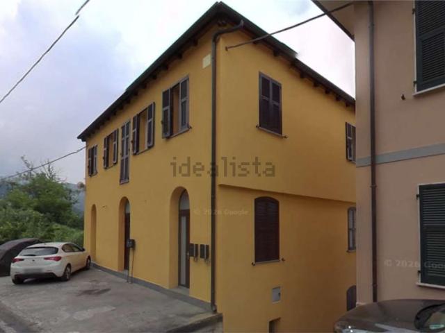 Casa in vendita a Follo, Liguria