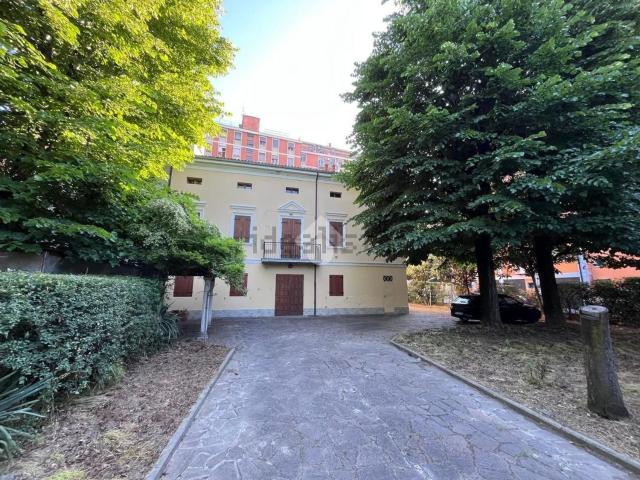 Casa in vendita a Re, Reggio Emilia