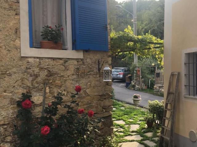 Casa in vendita a Borgomaro, Liguria