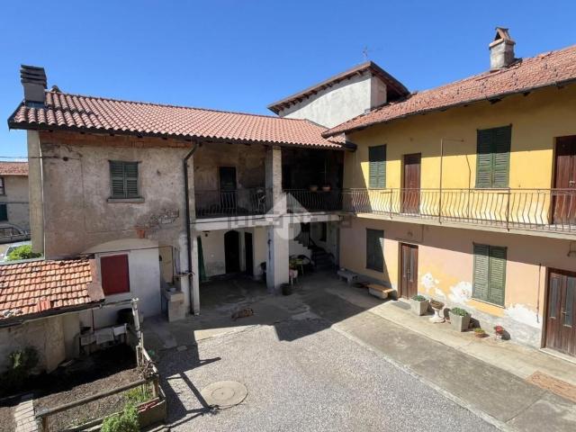 Casa in vendita a Monello, Binago