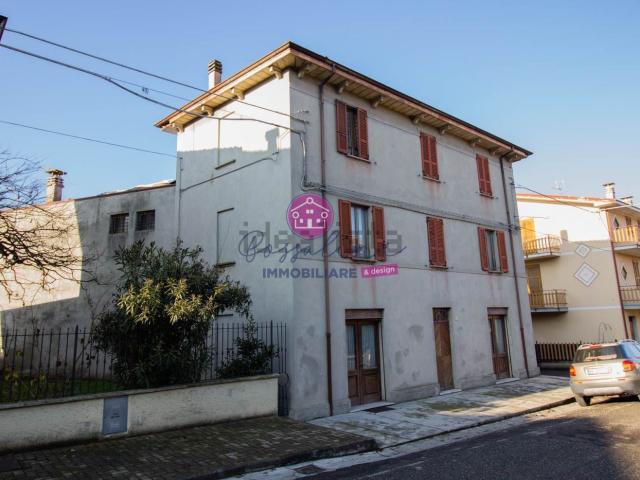 Casa in vendita a Agazzano, Reggio Emilia
