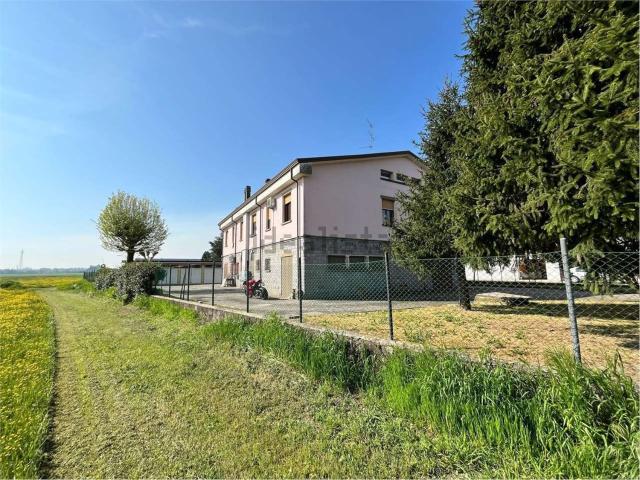 Casa in vendita a Modena, Lesignana