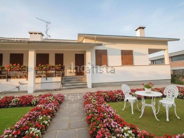 Casa in vendita a Colline Matildiche, Re
