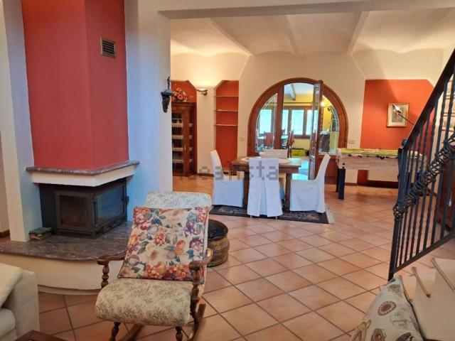 Casa in vendita a Chignolo Po, Lombardia