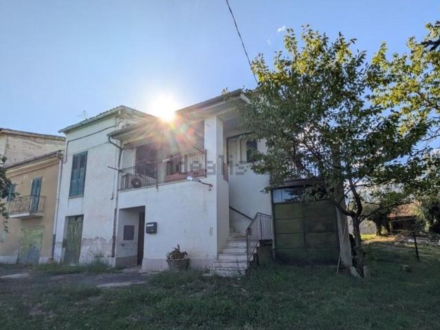 Casa in vendita a Marche, Macerata