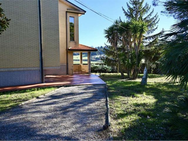 Casa in vendita a Marche, Macerata