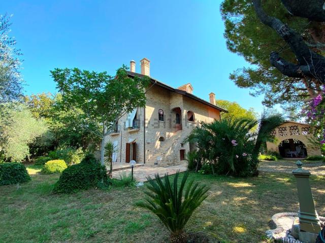 Casa in vendita a Stella, Marche