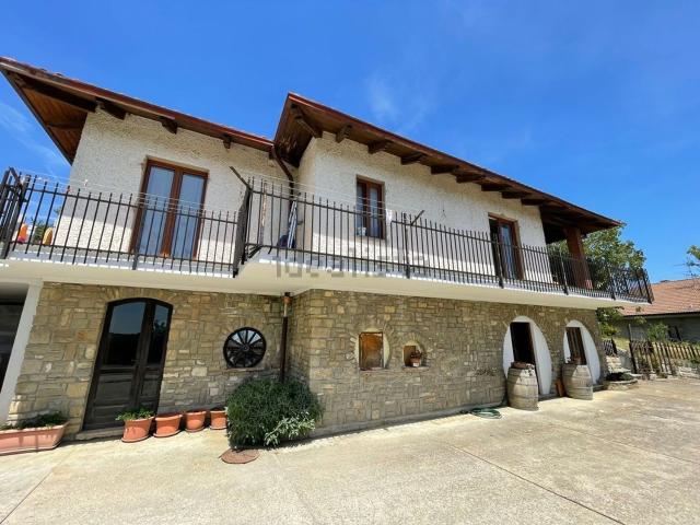 Casa in vendita a Cerretto Langhe, Cuneo