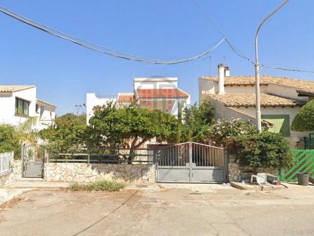 Casa in vendita a Vittoria, Sicilia