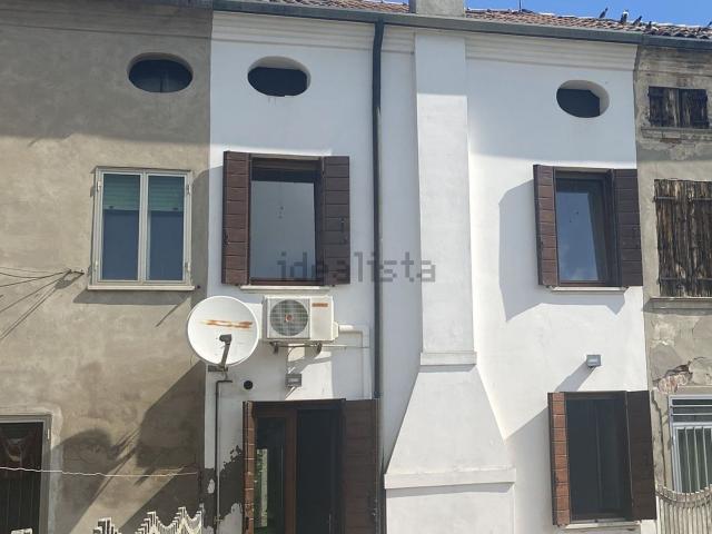Casa in vendita a Fiesso Umbertiano, Veneto