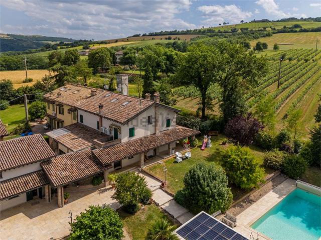 Casa in vendita a Tresinaro - Secchia, Re