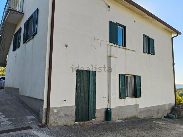 Casa in vendita a Montopoli Di Sabina, Lazio
