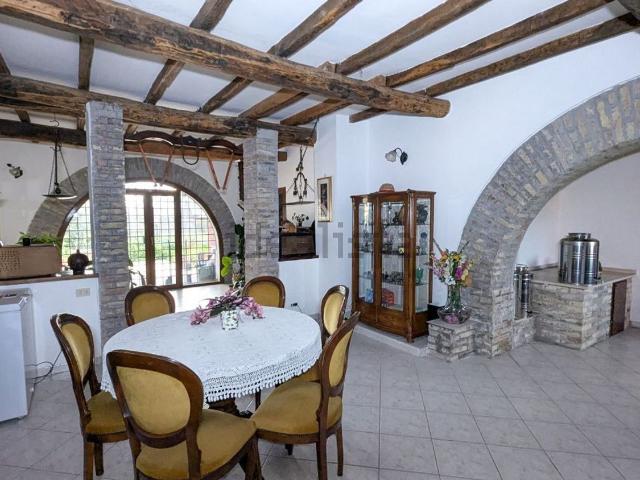 Casa in vendita a Aprilia, Lazio