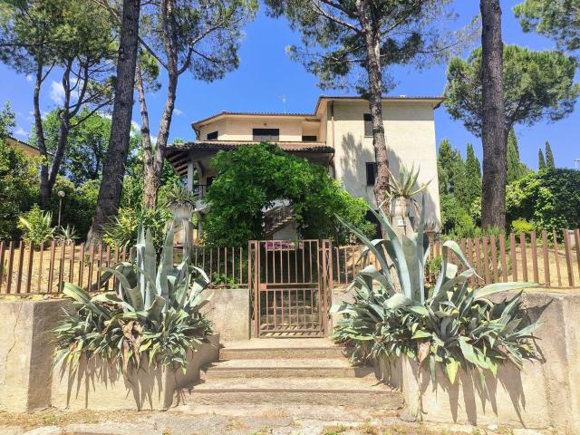 Casa in vendita a Castel Ritaldi, Umbria