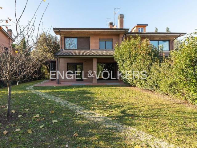 Casa in vendita a Unione dei comuni Valli del Reno, Lavino e Samoggia, Casalecchio Di Reno