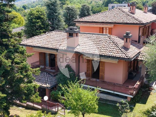 Casa in vendita a Unione dei comuni del Distretto Ceramico, Sassuolo
