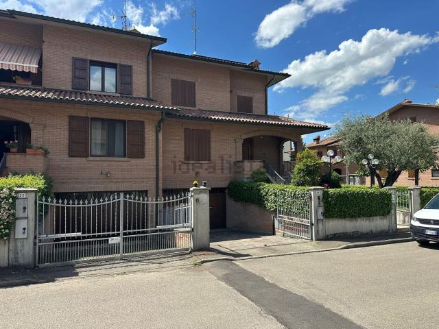 Casa in vendita a Unione dei comuni del Distretto Ceramico, Sassuolo