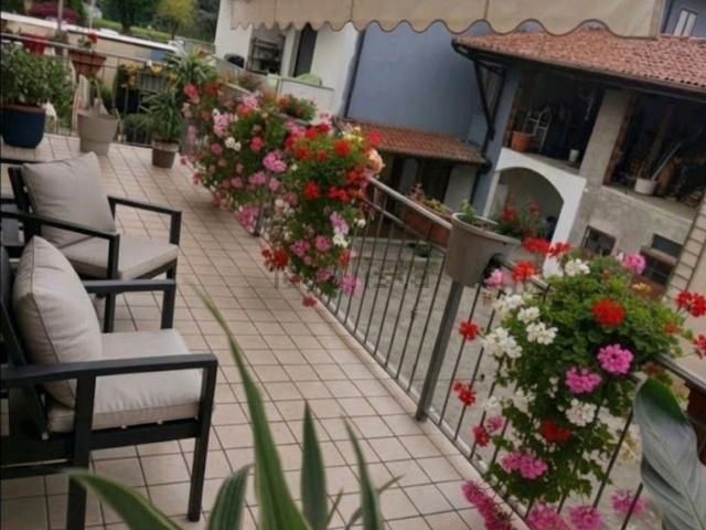 Casa in vendita a Mariano al Brembo, Dalmine