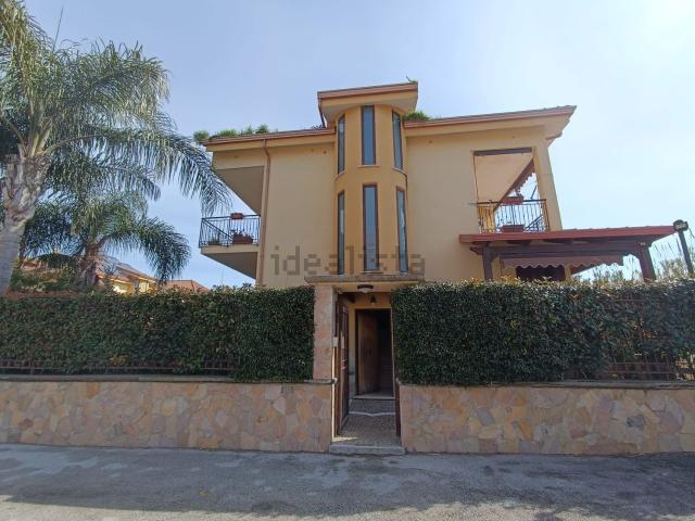 Casa in vendita a Canosa, Giugliano In Campania