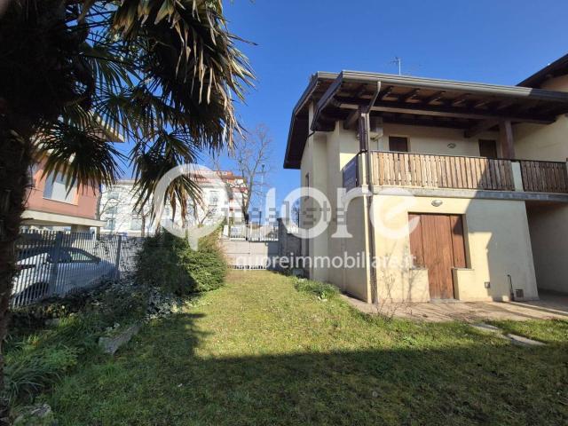 Casa in vendita a Cormôr Alto, Reana Del Roiale