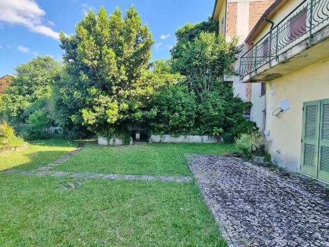 Casa in vendita a Torella Dei Lombardi, Campania