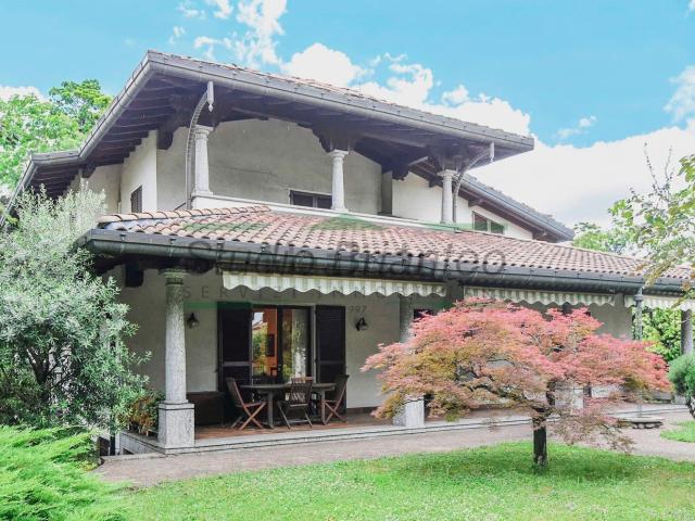Casa in vendita a Birone, Giussano