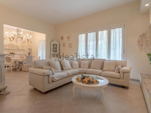 Casa in vendita a Ponsacco, Toscana