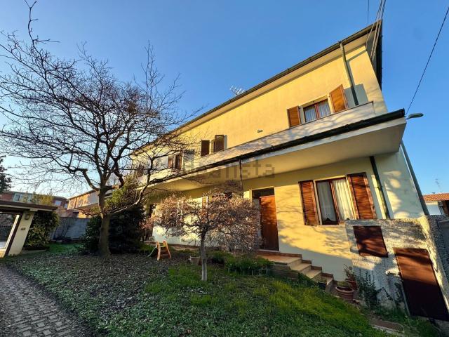 Casa in vendita a Cascina Bini, Lissone