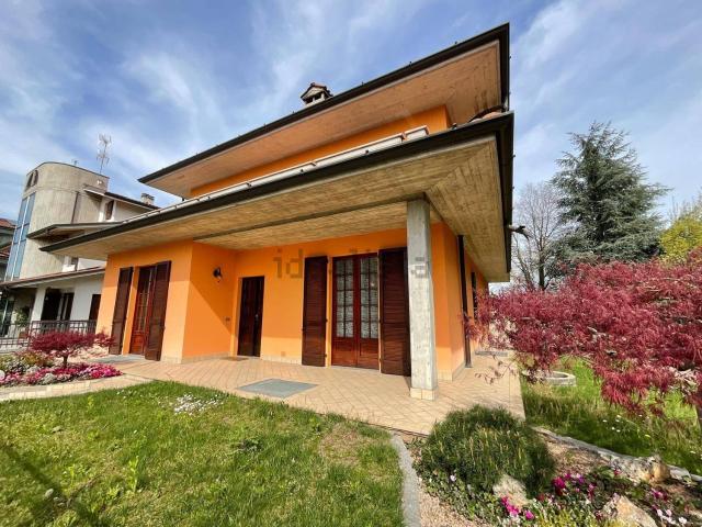 Casa in vendita a Sabbio Bergamasco, Dalmine