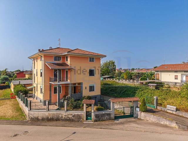 Casa in vendita a Piemonte, Biella