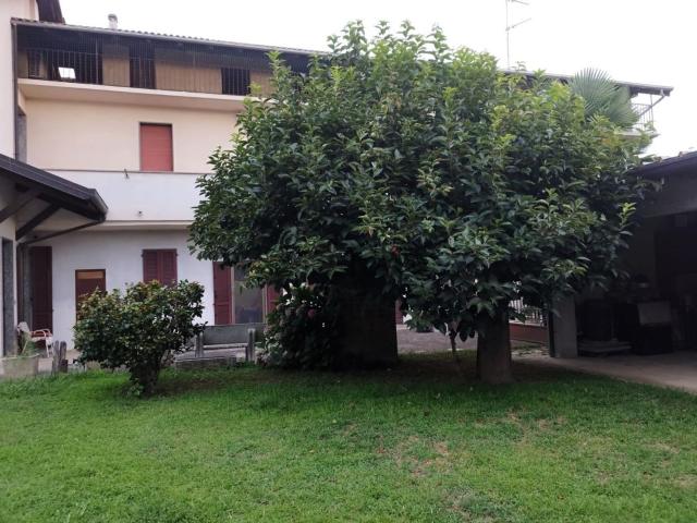 Casa in vendita a Piemonte, Novara