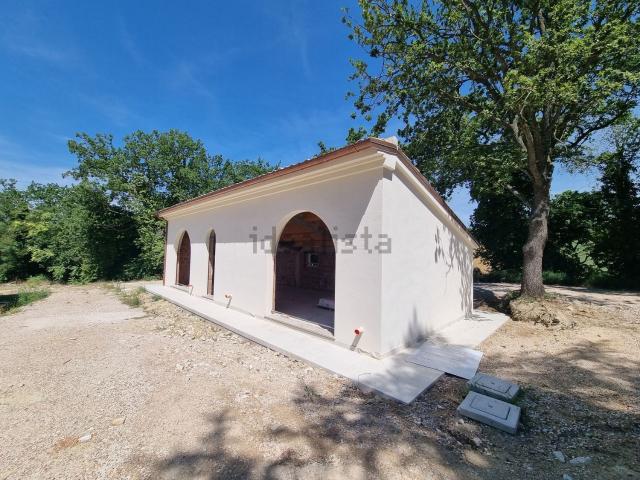 Casa in vendita a Marche, Macerata