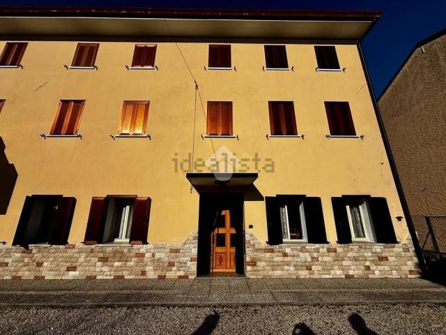 Casa in vendita a Sernaglia Della Battaglia, Veneto