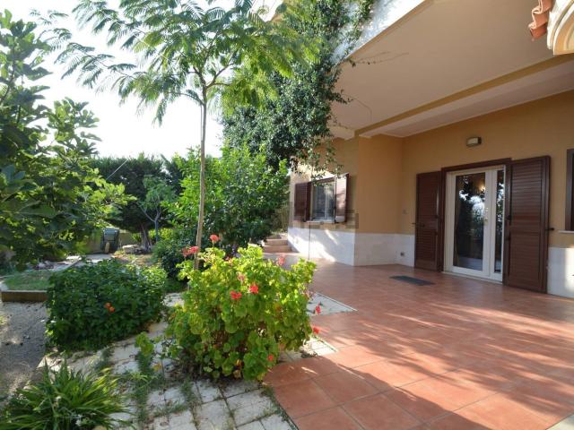 Casa in vendita a Montescaglioso, Basilicata