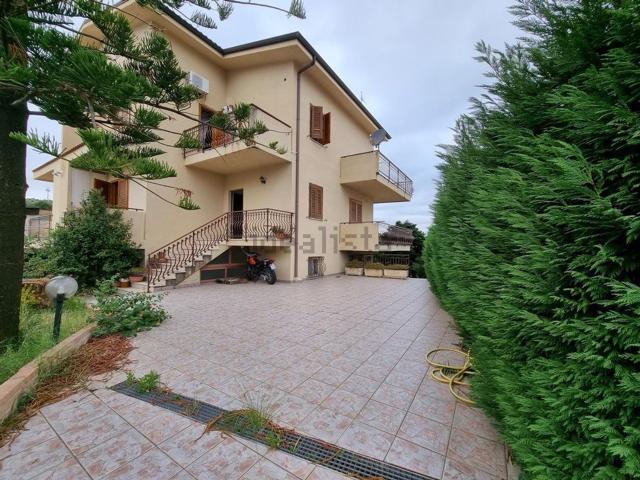 Casa in vendita a Calabria, Catanzaro