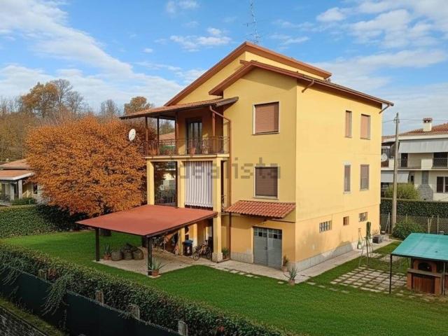 Casa in vendita a Gaggiolo, Piemonte