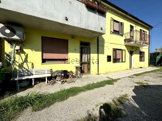 Casa in vendita a Porto Viro, Veneto