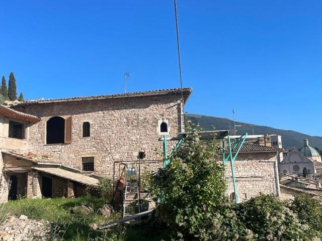 Casa in vendita a Assisi, Umbria