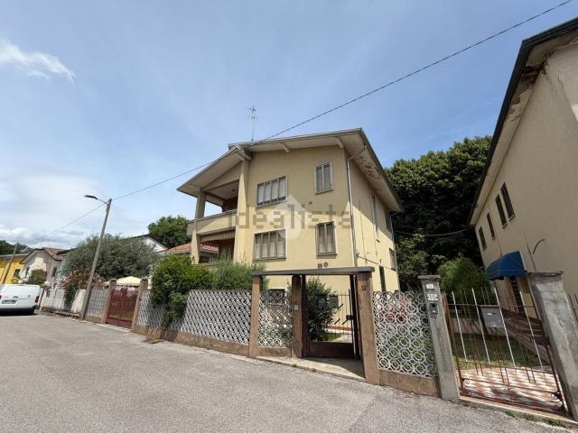 Casa in vendita a Mestre-Carpenedo, Venezia